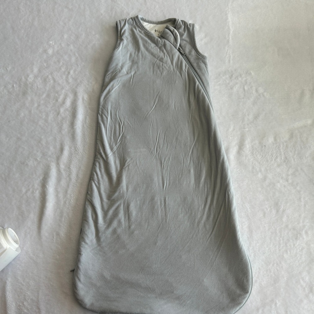 Kyte Baby Bamboo Sleep Bag Fog Gray 1.0 TOG Small Sleeveless Wearable Blanket